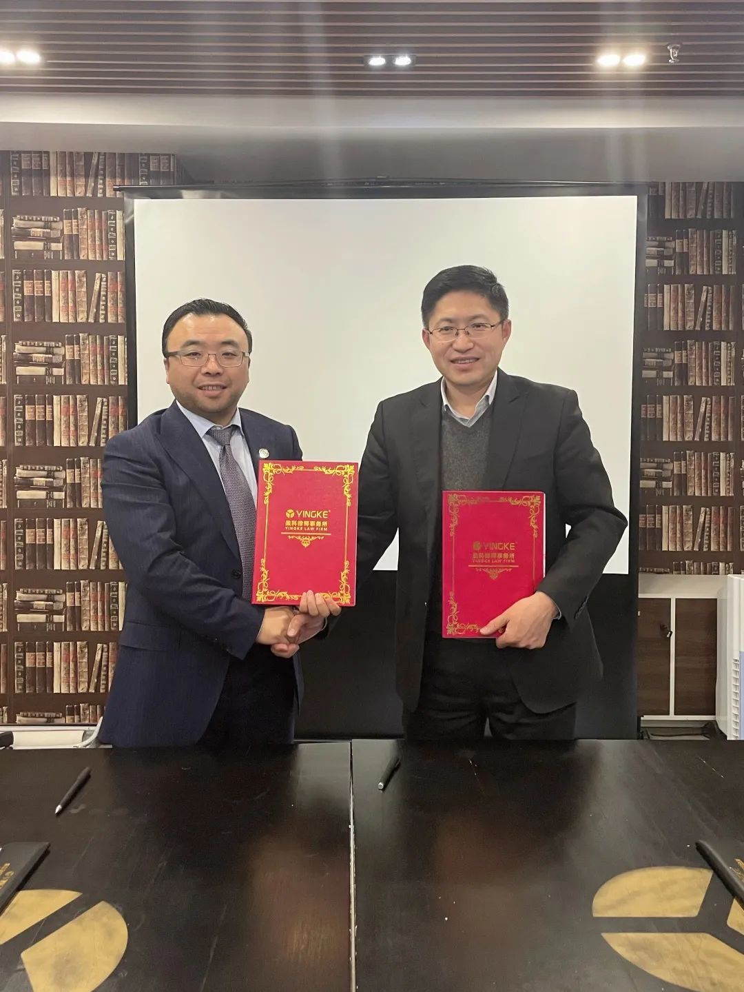 pg�ͽ�Ů��(�ٷ���)�ƽ�/����/���ֹٷ���վ